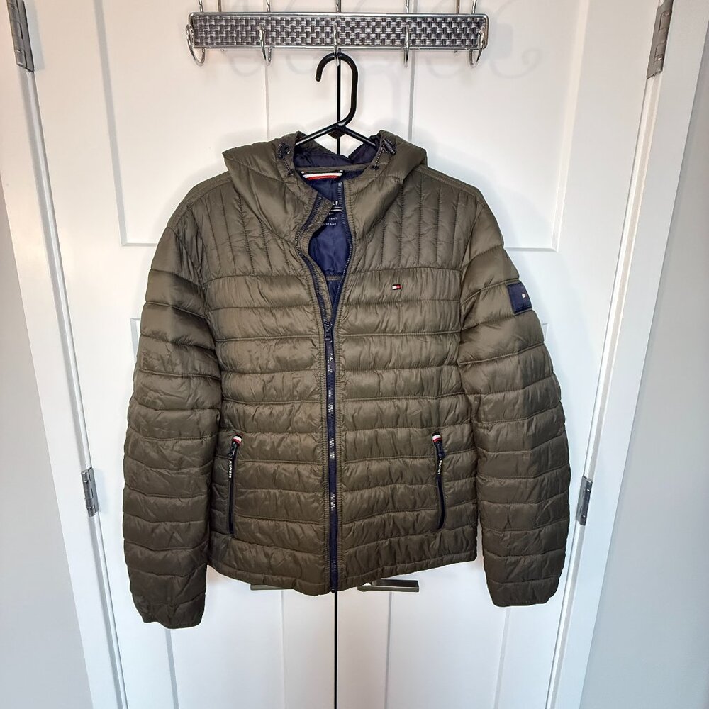 Tommy Hilfiger Men's Green Lightweight Puffer Quilted Jacket Water/Wind Size M